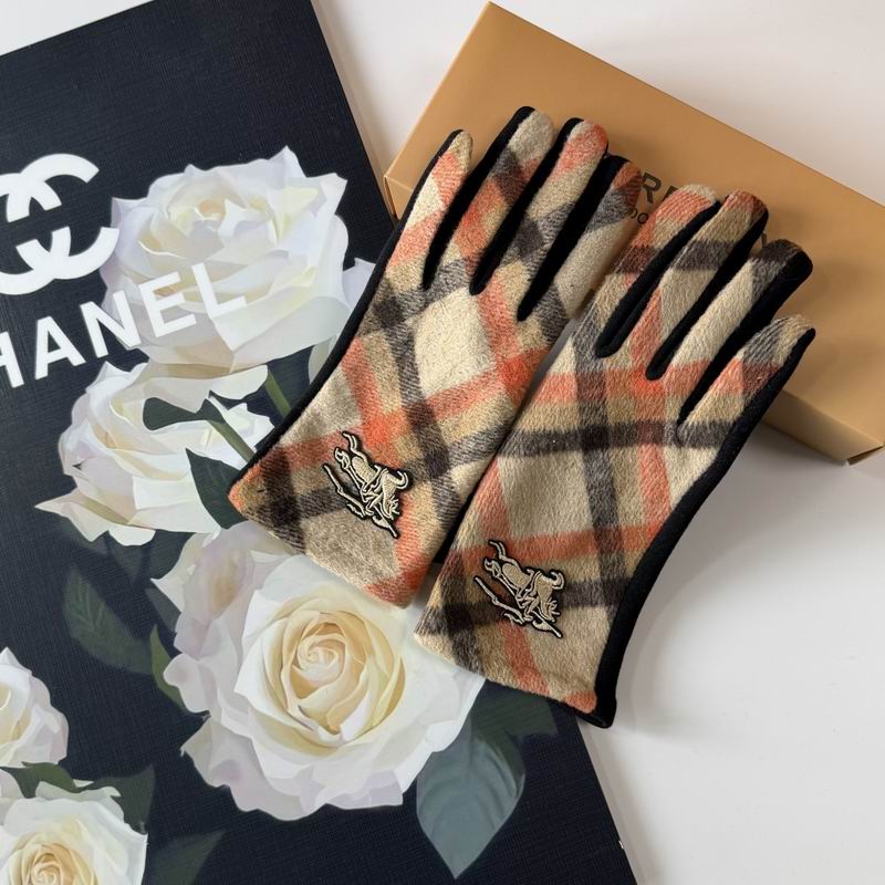 Burberry Gloves 55 (3)