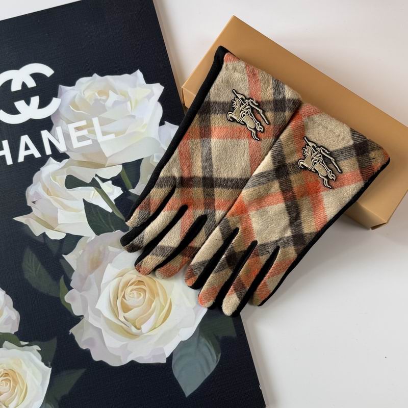 Burberry Gloves 55 (5)