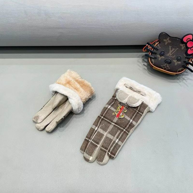 Burberry Gloves 61 (10)