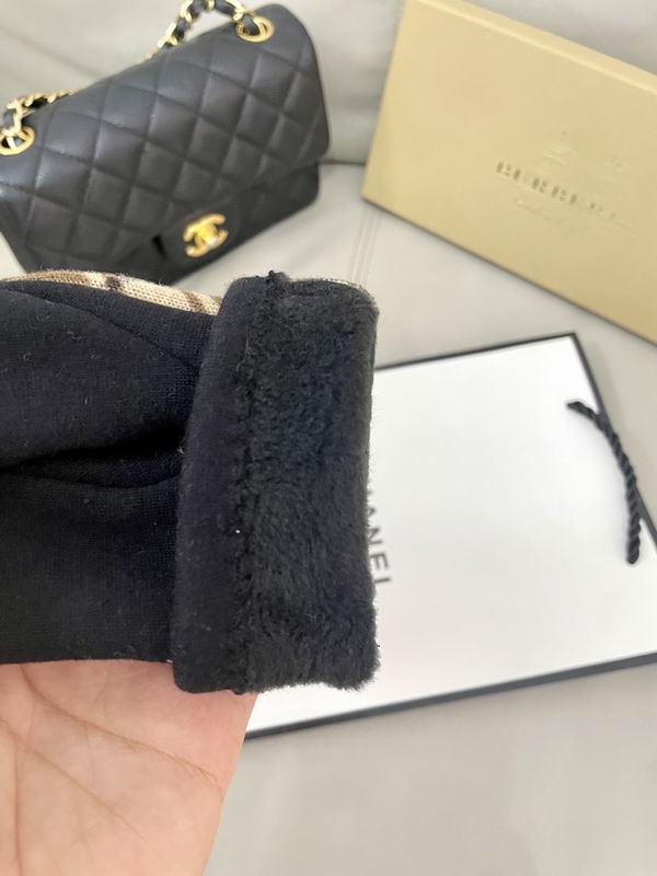 Burberry Gloves 81 (8)