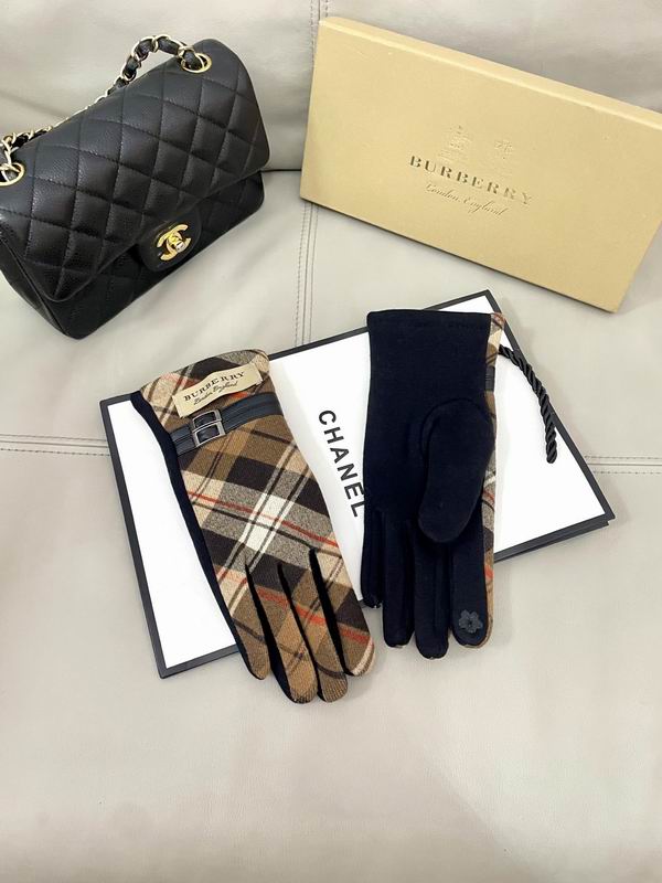 Burberry Gloves 81 (9)