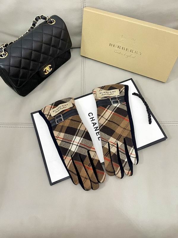 Burberry Gloves hm (2)