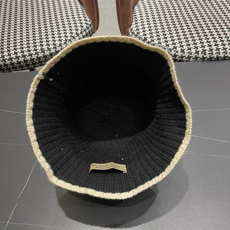 Burberry Hat (356)