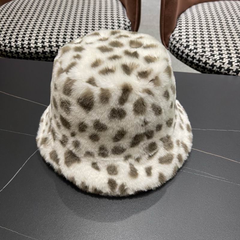 Burberry Hat (425)