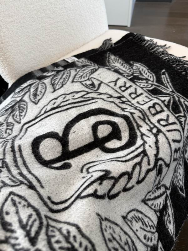 Burberry Scarf 210x50cm E12 (1)