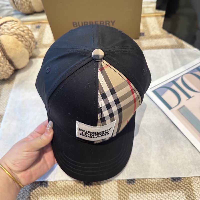 Burberry cap (1559)