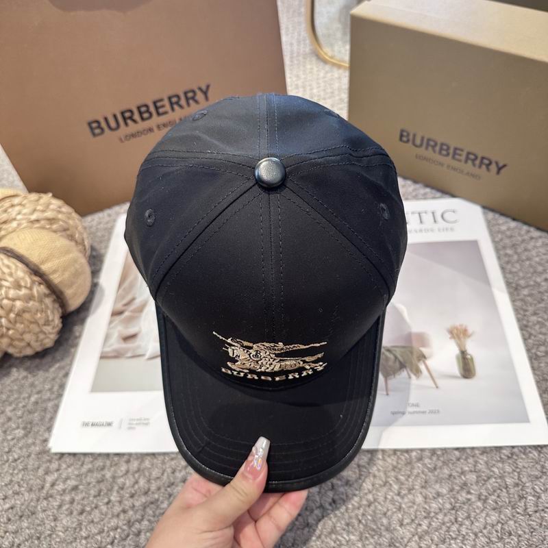 Burberry cap (1570)