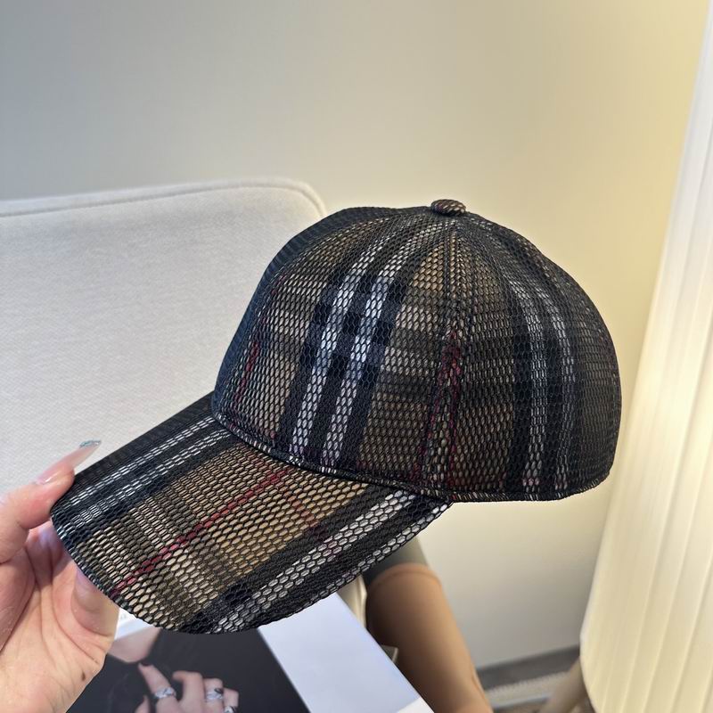 Burberry cap (536)