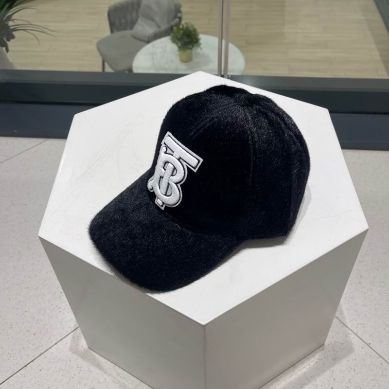 Burberry cap (547)