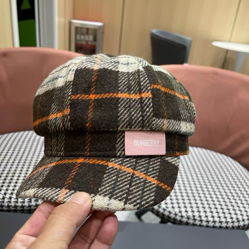 Burberry cap (70)