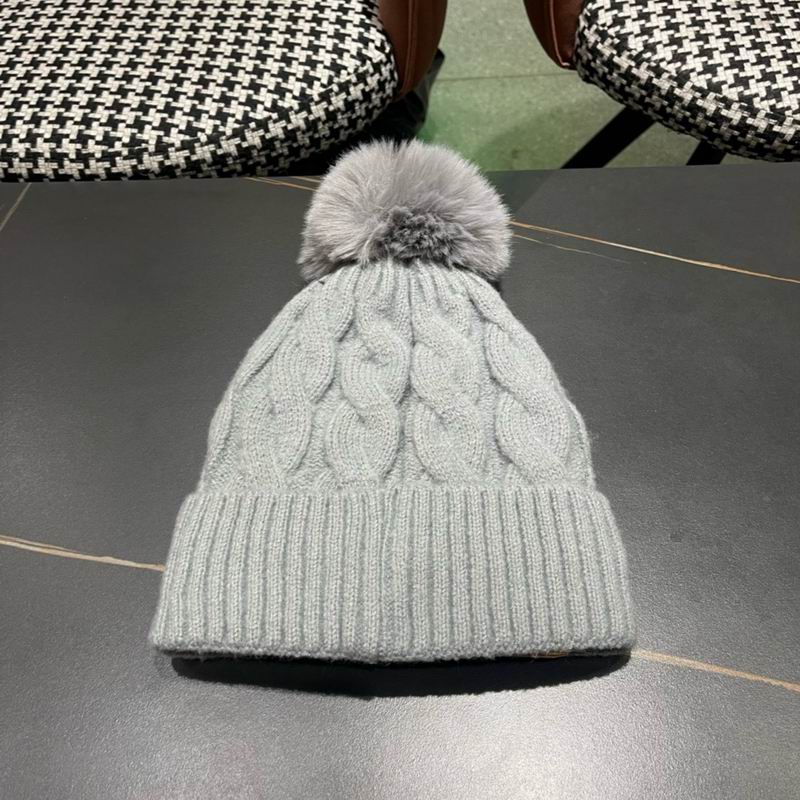 Burberry hat (1437)