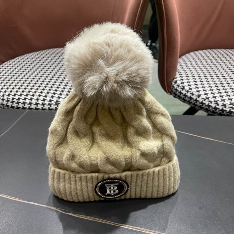 Burberry hat (1446)