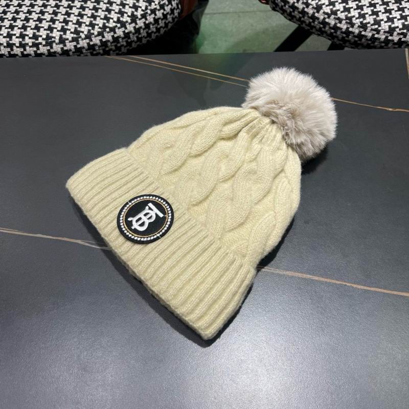 Burberry hat (1450)