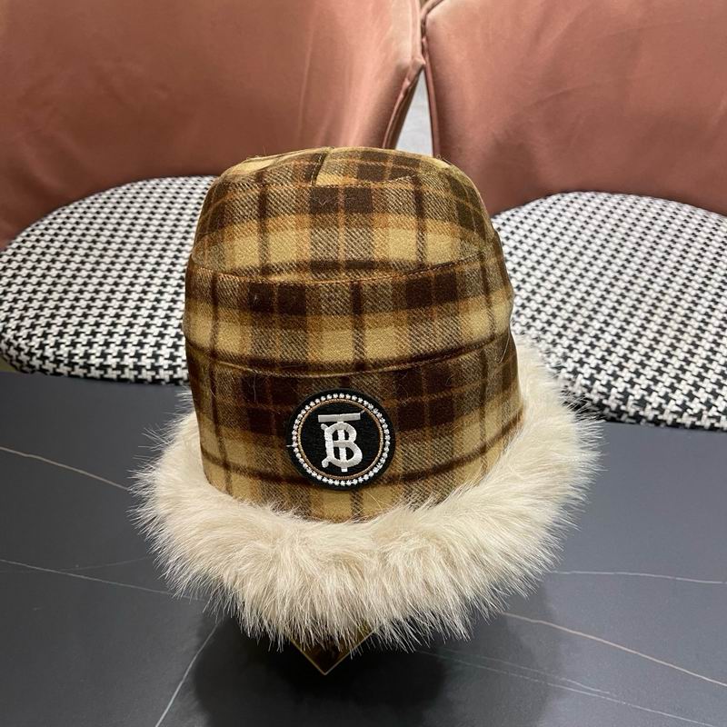 Burberry hat (1630)