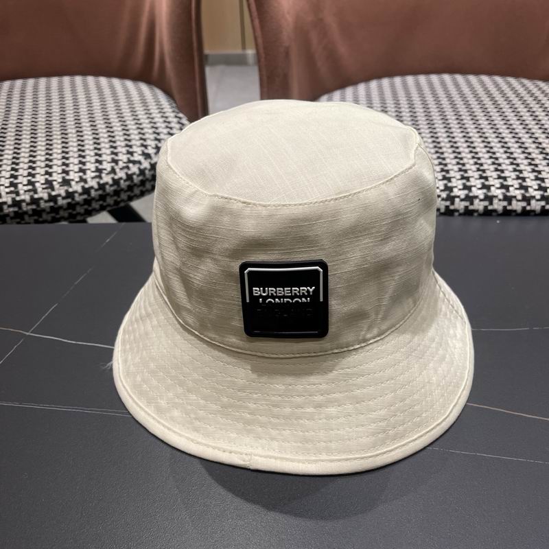 Burberry hat (349)