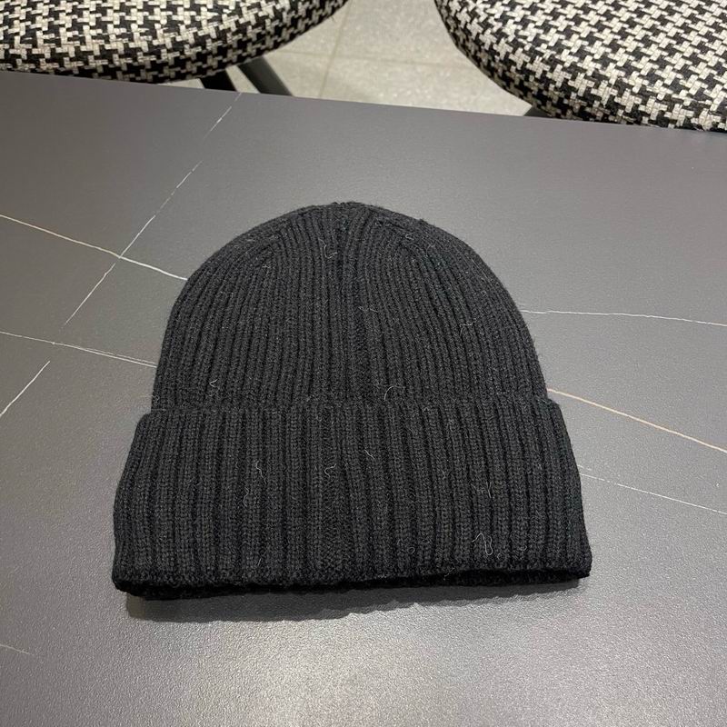 Burberry hat (4923)