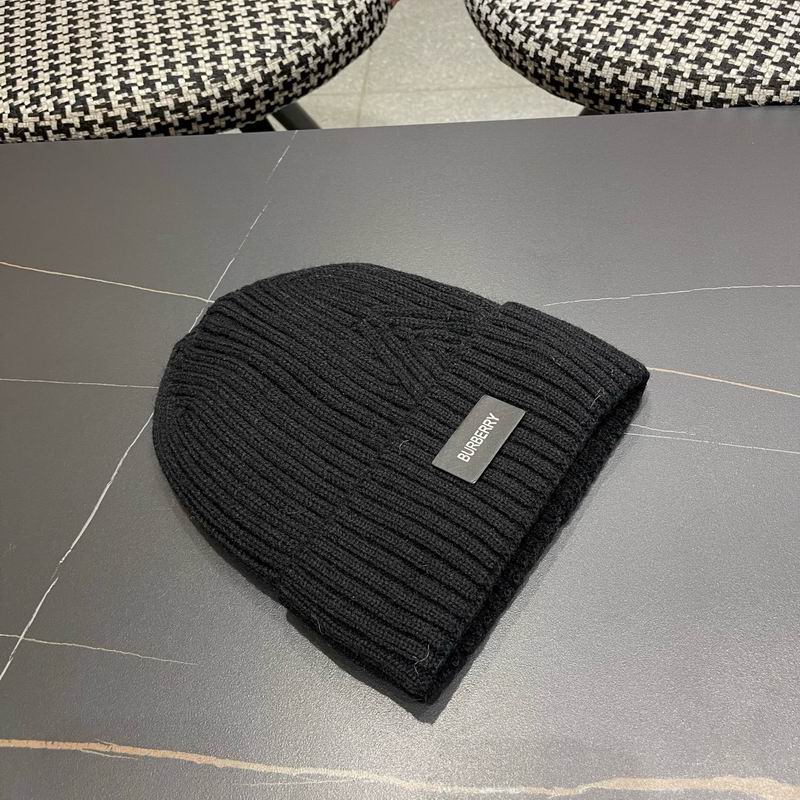 Burberry hat (4926)