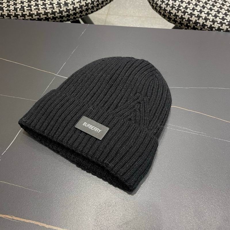 Burberry hat (4927)