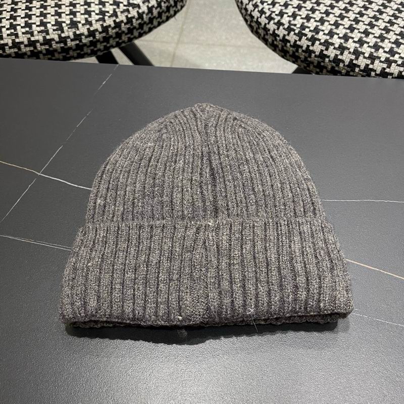 Burberry hat (4945)