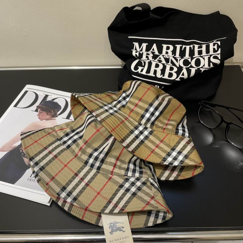 Burberry hat dx (190)