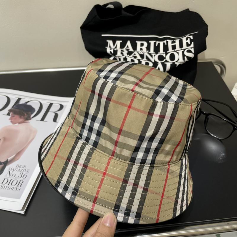 Burberry hat dx (198)