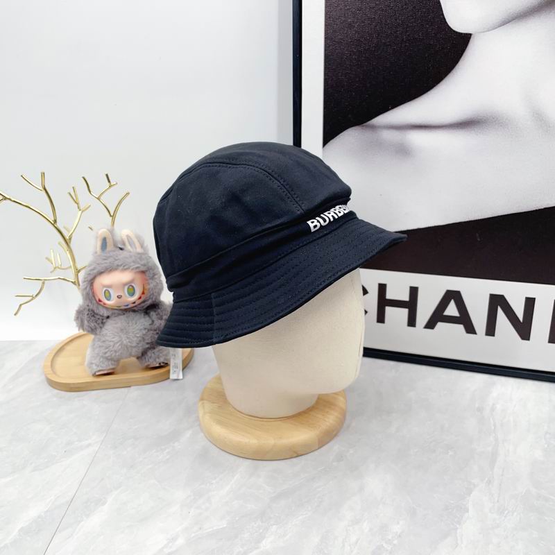 Burberry hat dx (345)