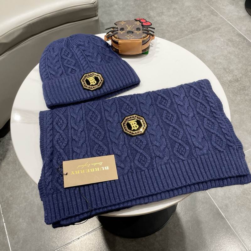 Burberry scarf hat (185)