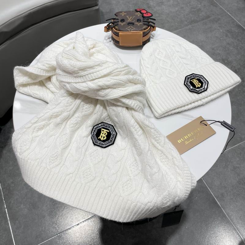 Burberry scarf hat (190)