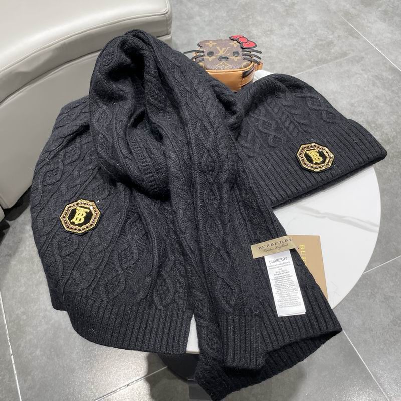 Burberry scarf hat (199)