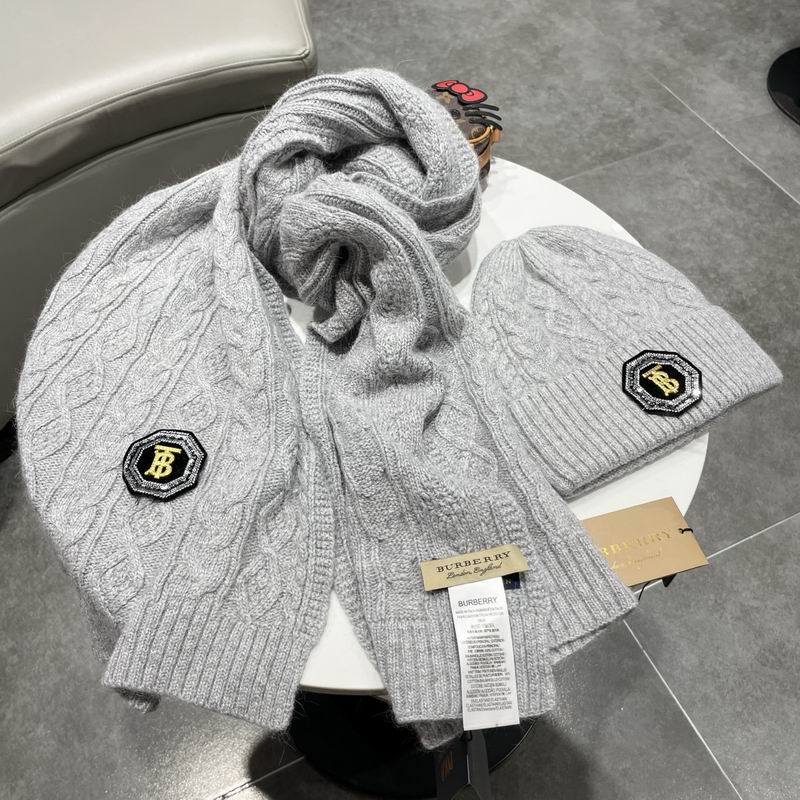 Burberry scarf hat (209)