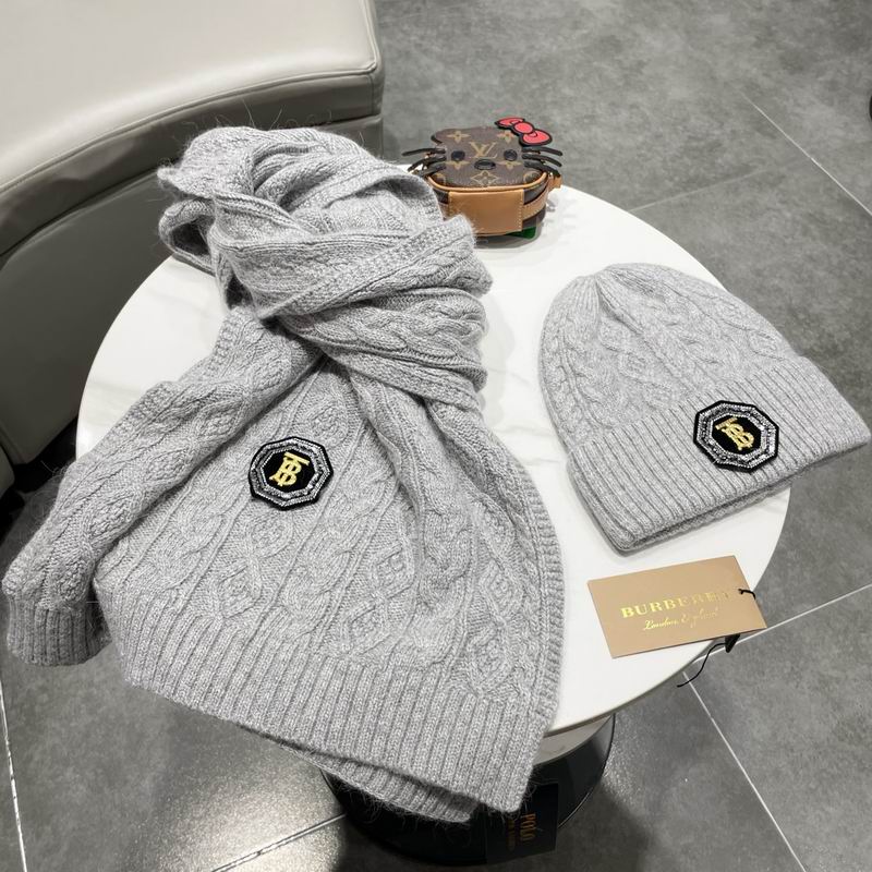 Burberry scarf hat (210)