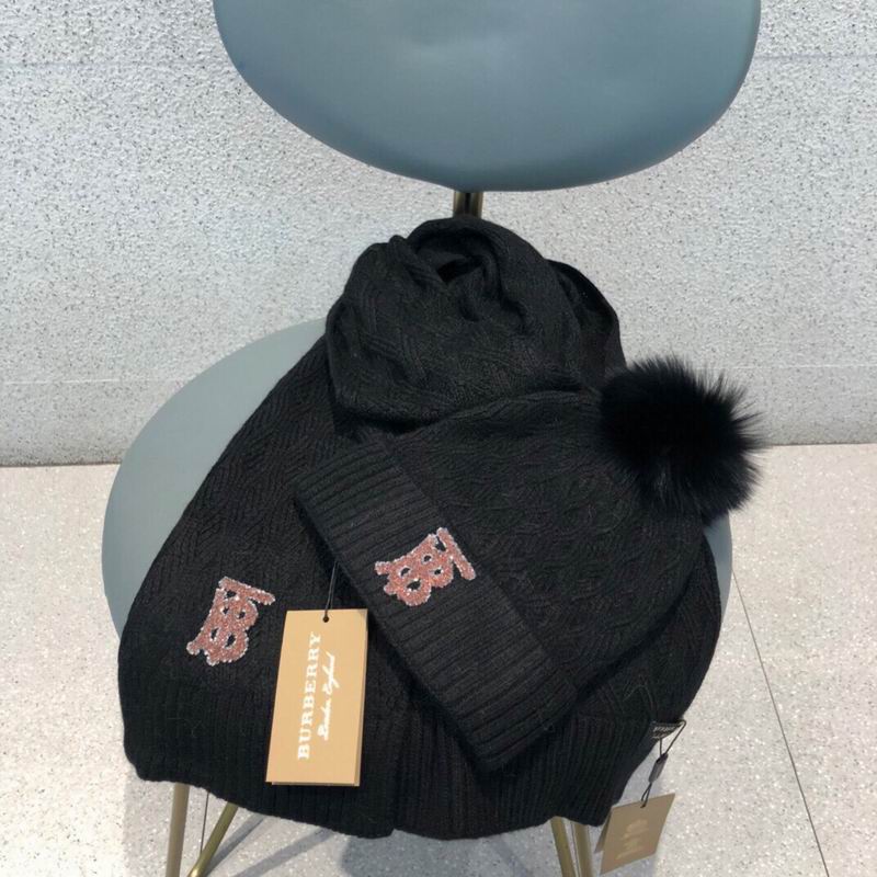 Burberry scarf hat (261)