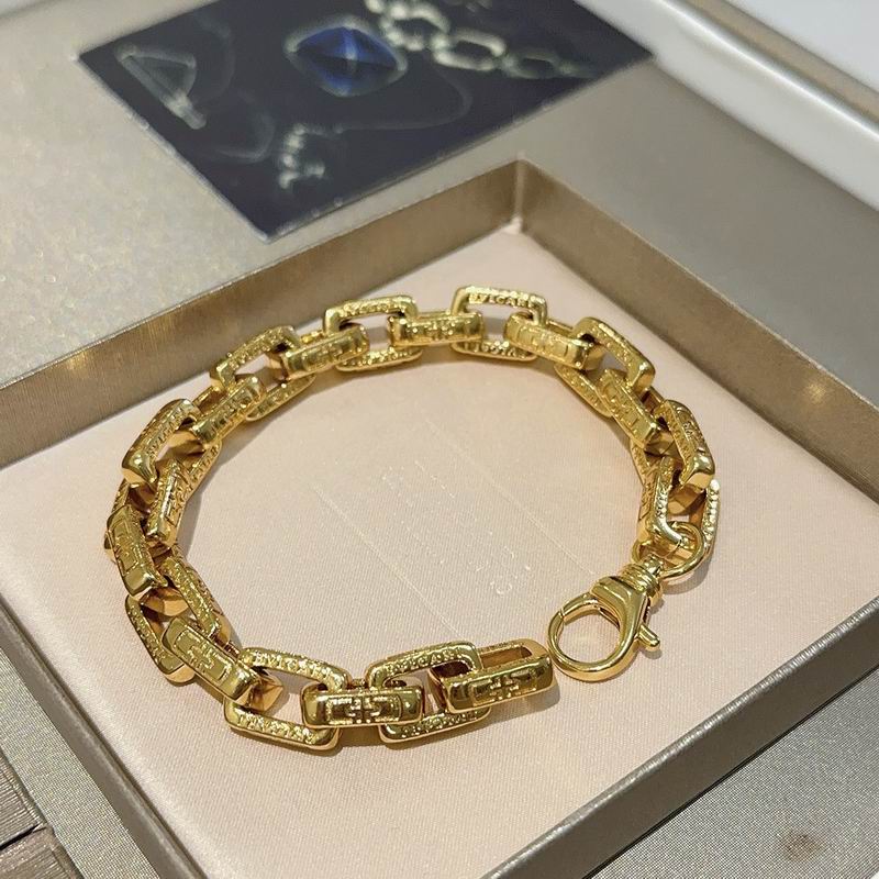 Bvlgari bracelet 01yxx104 (2)