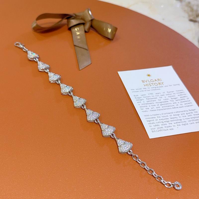 Bvlgari bracelet 01yxx105 (5)