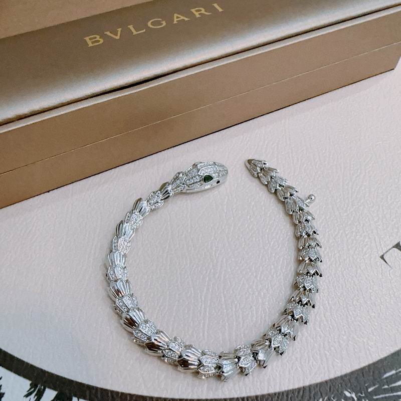 Bvlgari bracelet 11yxx17 (1)