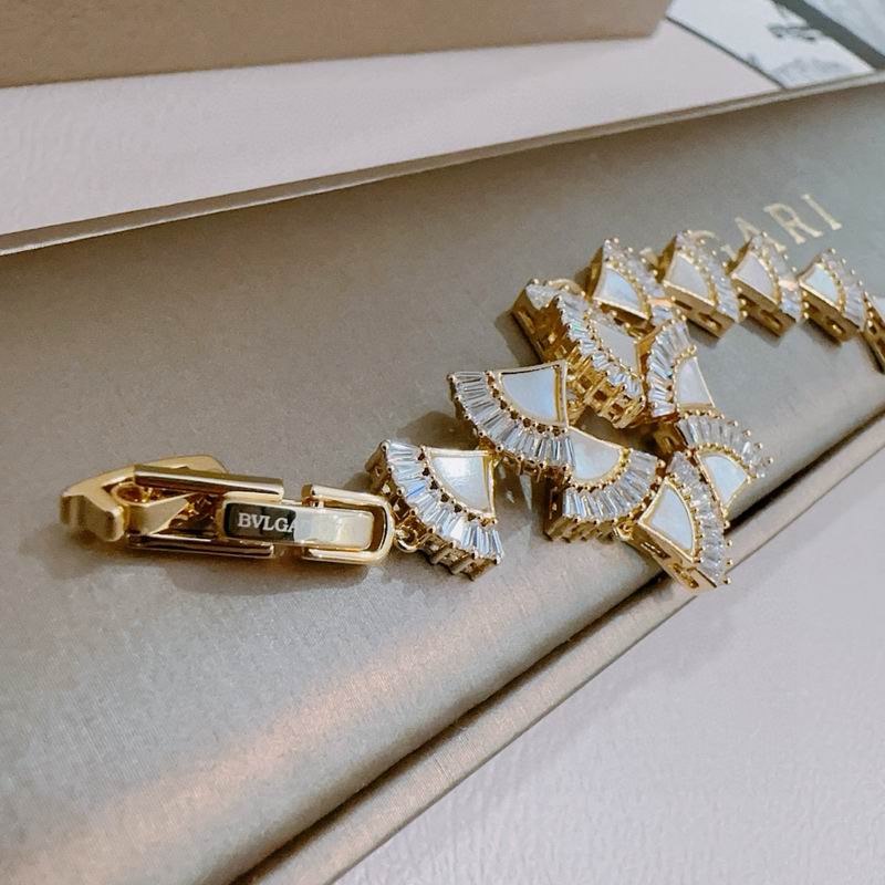 Bvlgari bracelet 11yxx18 (5)