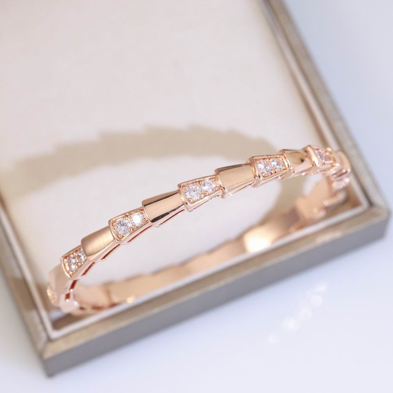 Bvlgari bracelet 12yxx93 (4)