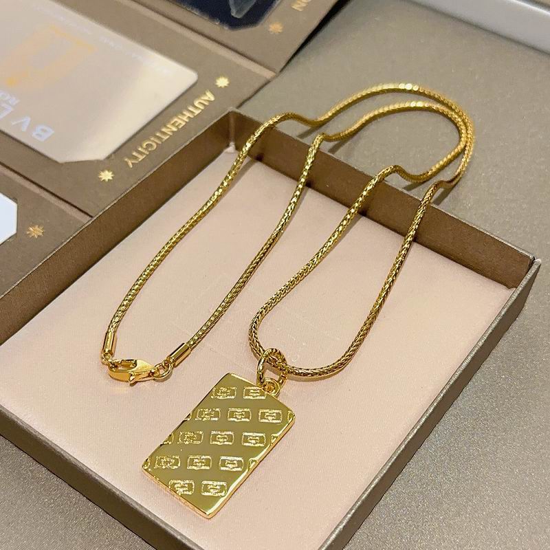 Bvlgari necklace 01yxx126 (10)