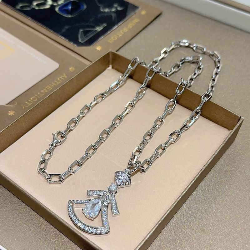 Bvlgari necklace 01yxx128 (5)