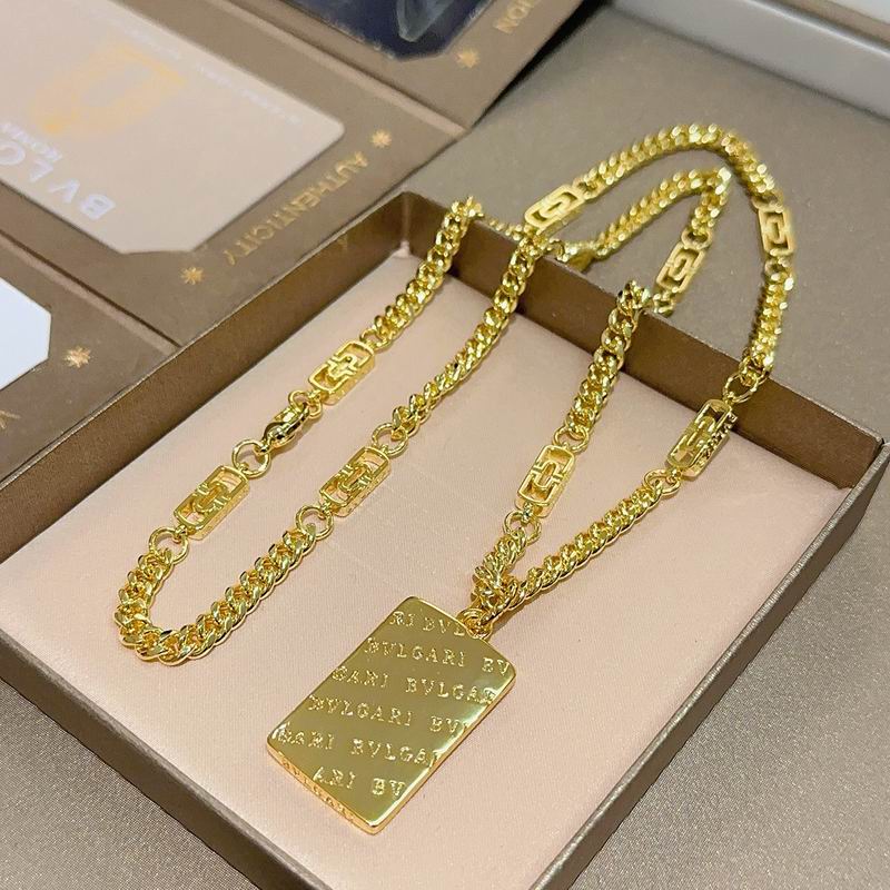 Bvlgari necklace 01yxx131 (2)