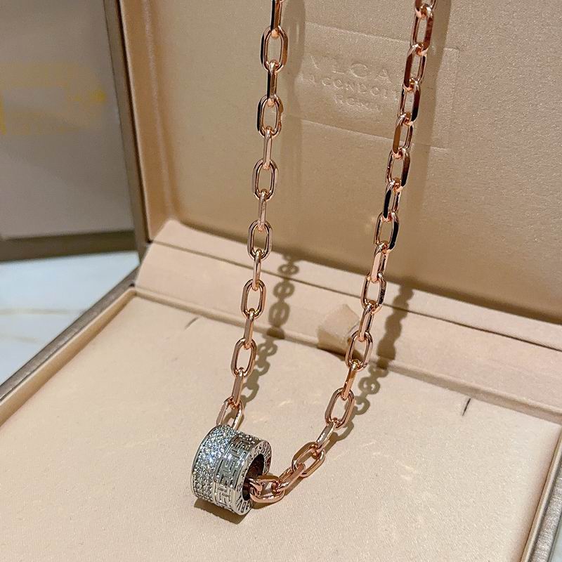 Bvlgari necklace 01yxx132 (2)