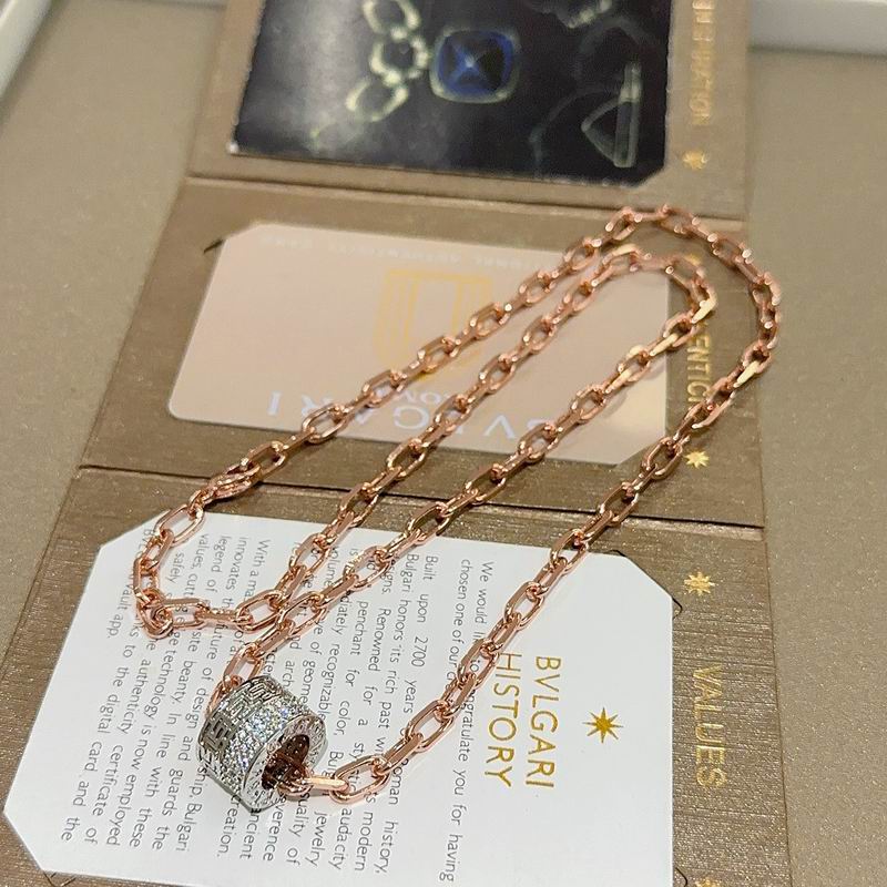 Bvlgari necklace 01yxx132 (4)