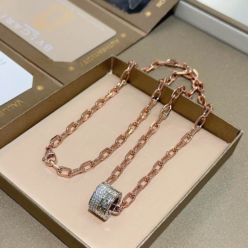Bvlgari necklace 01yxx132 (5)