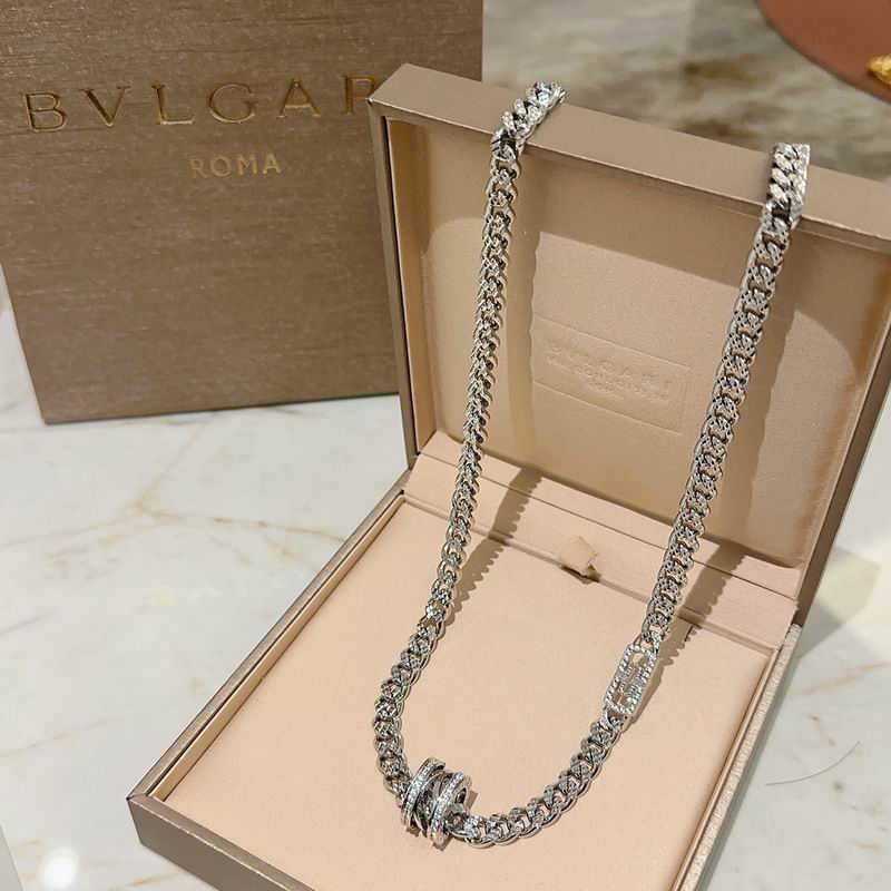Bvlgari necklace 01yxx135 (5)