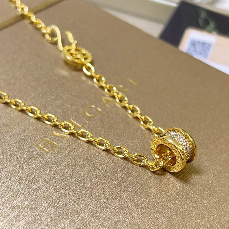 Bvlgari necklace 01yxx136 (2)