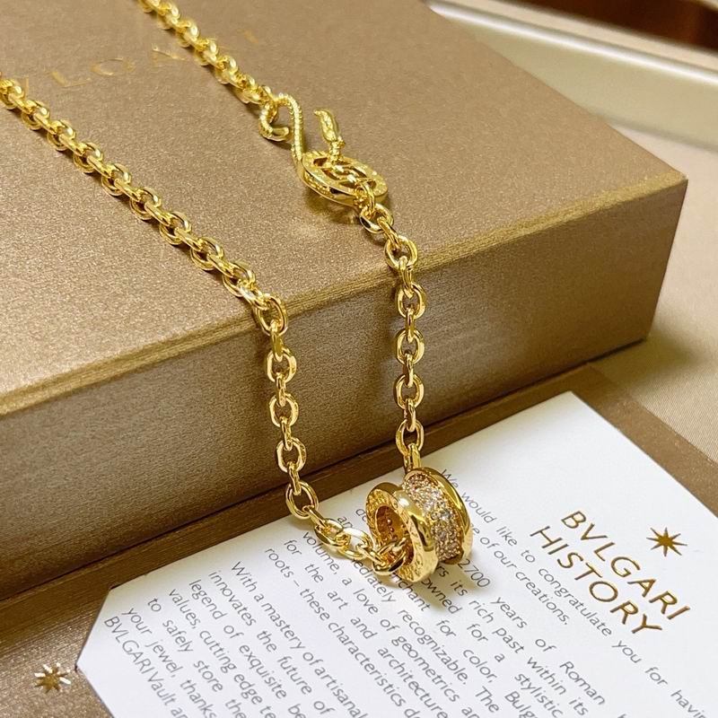 Bvlgari necklace 01yxx136 (4)