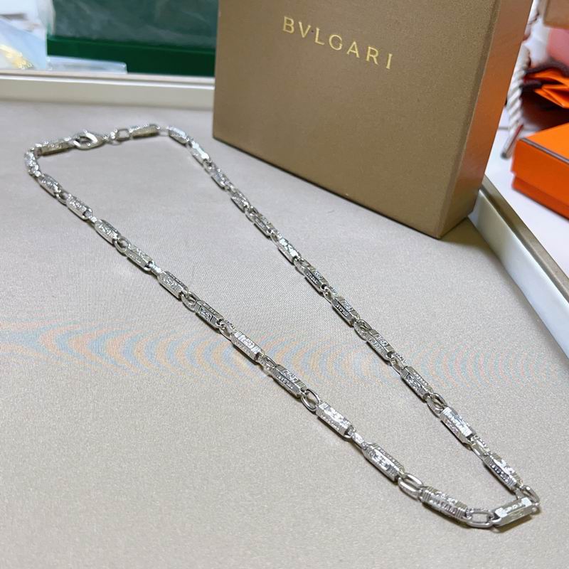 Bvlgari necklace 01yxx137 (3)