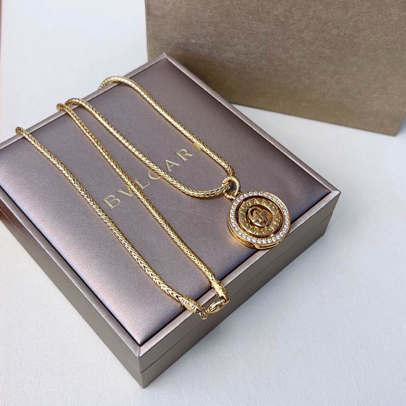 Bvlgari necklace 01yxx143 (3)