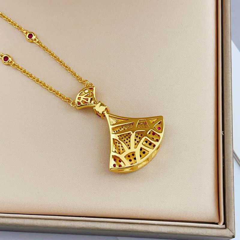 Bvlgari necklace 01yxx148 (18)