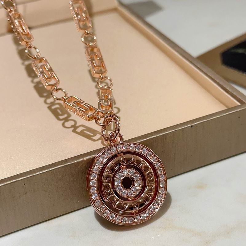 Bvlgari necklace 01yxx151 (5)